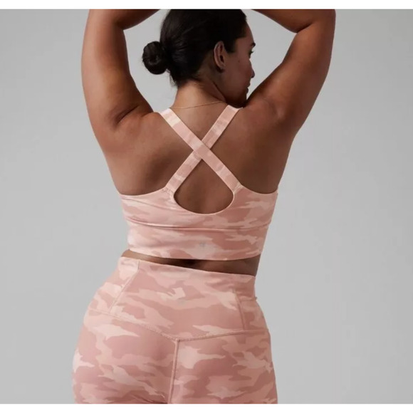 NWT Athleta Pink Camo Warrior Longline Sports Bra Size 3X D-DD+ Cross Over $59 - Picture 2 of 6